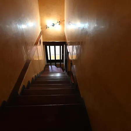 Bed & Breakfast L'infiorescenza New 3*