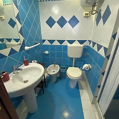 Panzió L'infiorescenza New Szirakúza