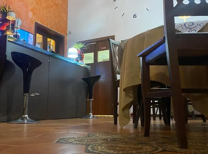 Nocleg ze śniadaniem L'infiorescenza New 3*